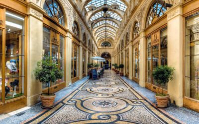 coverd passage vivienne gallery in paris